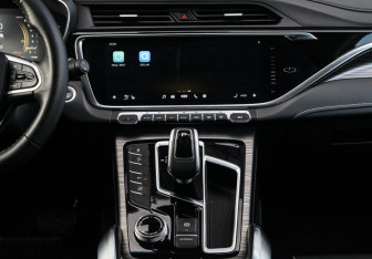 Подержанный автомобиль Geely Atlas Pro 2024 года (13 фото)