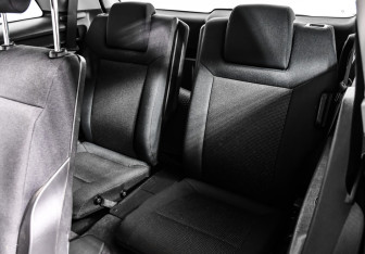 Подержанный автомобиль Opel Zafira Compactvan 2010 года (11 фото)