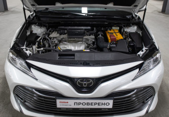 Подержанный автомобиль Toyota Camry Sedan 2020 года (9 фото)