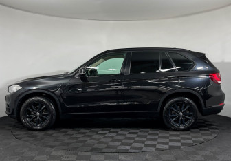 Подержанный автомобиль BMW X5 2017 года (5 фото)