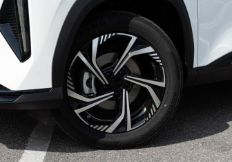 Новый Geely Cityray 2025 (3 фото)