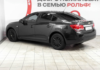Подержанный автомобиль Chevrolet Cruze Sedan 2012 года (6 фото)