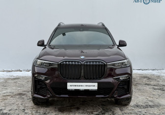 Подержанный автомобиль BMW X7 2020 года (2 фото)