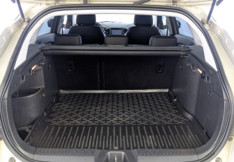 Подержанный автомобиль LADA (ВАЗ) Vesta Wagon 2018 года (10 фото)