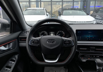 Подержанный автомобиль Kaiyi E5 2023 года (14 фото)