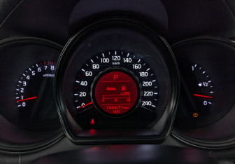 Подержанный автомобиль Kia Ceed Hatchback 2017 года (16 фото)