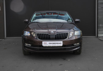 Подержанный автомобиль Skoda Octavia Liftback 2018 года (2 фото)