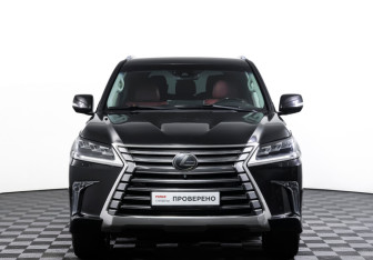 Подержанный автомобиль Lexus LX 2016 года (2 фото)