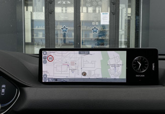 Подержанный автомобиль Genesis G80 2021 года (18 фото)