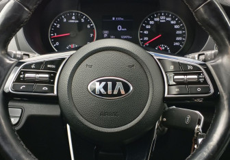 Подержанный автомобиль Kia Seltos 2020 года (15 фото)