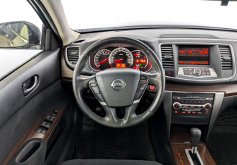 Подержанный автомобиль Nissan Teana 2011 года (21 фото)