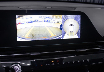 Подержанный автомобиль Omoda C5 2024 года (18 фото)