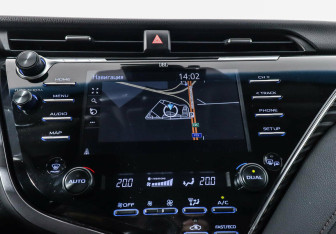 Подержанный автомобиль Toyota Camry Sedan 2018 года (13 фото)