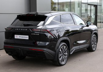 Подержанный автомобиль Jetour Dashing 2023 года (5 фото)