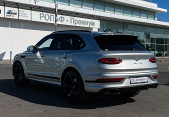 Подержанный автомобиль Bentley Bentayga 2023 года (7 фото)