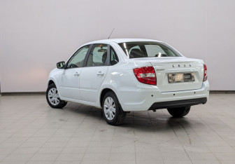 Подержанный автомобиль LADA (ВАЗ) Granta Sedan 2023 года (23 фото)