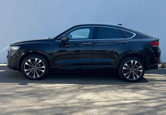 Подержанный автомобиль Geely Tugella 2023 года (8 фото)