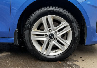 Подержанный автомобиль Kia Ceed Hatchback 2020 года (14 фото)