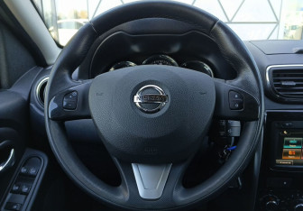 Подержанный автомобиль Nissan Terrano 2019 года (12 фото)