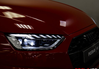 Подержанный автомобиль Audi A4 Sedan 2022 года (32 фото)