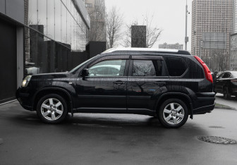 Подержанный автомобиль Nissan X-Trail 2010 года (4 фото)