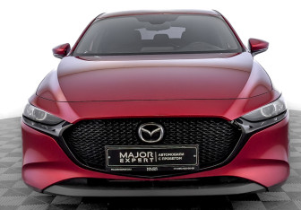Подержанный автомобиль Mazda 3 Hatchback 2019 года (2 фото)