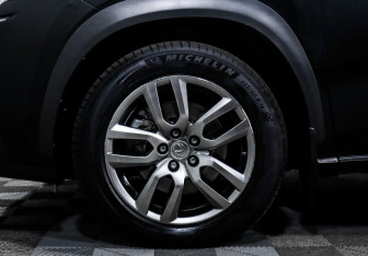 Подержанный автомобиль Lexus NX 2015 года (15 фото)