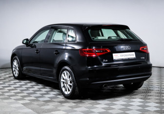 Подержанный автомобиль Audi A3 Hatchback 2014 года (7 фото)