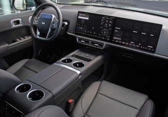 Новый LiXiang L9 2024 (6 фото)