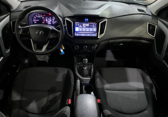 Подержанный автомобиль Hyundai Creta 2016 года (9 фото)