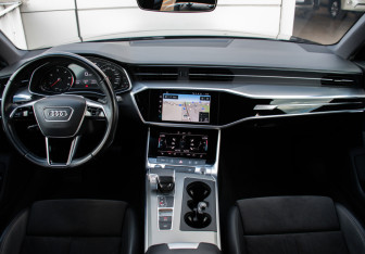 Подержанный автомобиль Audi A6 Sedan 2020 года (13 фото)