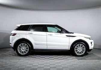 Подержанный автомобиль Land Rover Range Rover Evoque 2012 года (4 фото)