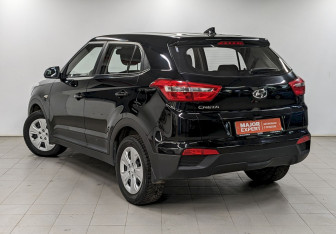 Подержанный автомобиль Hyundai Creta 2016 года (7 фото)