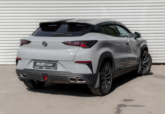 Подержанный автомобиль Changan UNI-T 2024 года (5 фото)