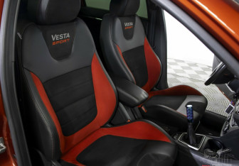 Подержанный автомобиль LADA (ВАЗ) Vesta Sedan 2021 года (12 фото)