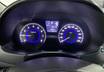 Подержанный автомобиль Hyundai Solaris Sedan 2016 года (12 фото)