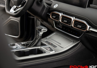 Подержанный автомобиль Jetour X70 2025 года (9 фото)