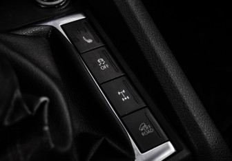 Подержанный автомобиль Volkswagen Amarok 2010 года (13 фото)