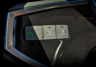 Подержанный автомобиль Audi Q3 2018 года (30 фото)