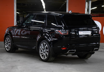 Подержанный автомобиль Land Rover Range Rover Sport 2019 года (7 фото)
