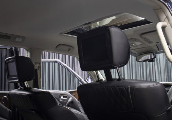 Подержанный автомобиль Infiniti QX80 2018 года (24 фото)