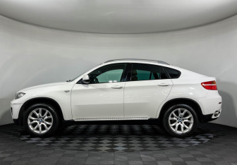 Подержанный автомобиль BMW X6 2010 года (5 фото)