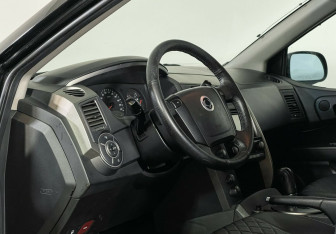 Подержанный автомобиль SsangYong Kyron 2013 года (8 фото)
