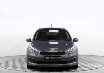 Подержанный автомобиль Kia Ceed Wagon 2015 года (2 фото)