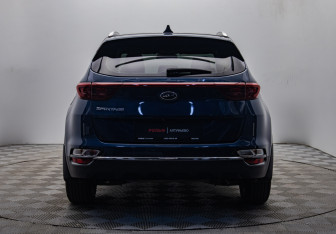Подержанный автомобиль Kia Sportage 2021 года (4 фото)