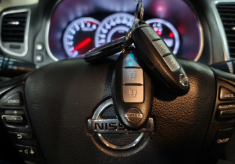 Подержанный автомобиль Nissan Teana 2013 года (17 фото)