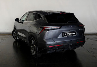 Подержанный автомобиль Jetour Dashing 2024 года (5 фото)