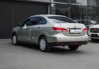 Подержанный автомобиль Nissan Almera Sedan 2015 года (6 фото)
