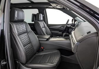 Подержанный автомобиль Cadillac Escalade Suv 2022 года (24 фото)