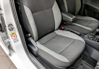 Подержанный автомобиль Skoda Rapid Liftback 2021 года (23 фото)
